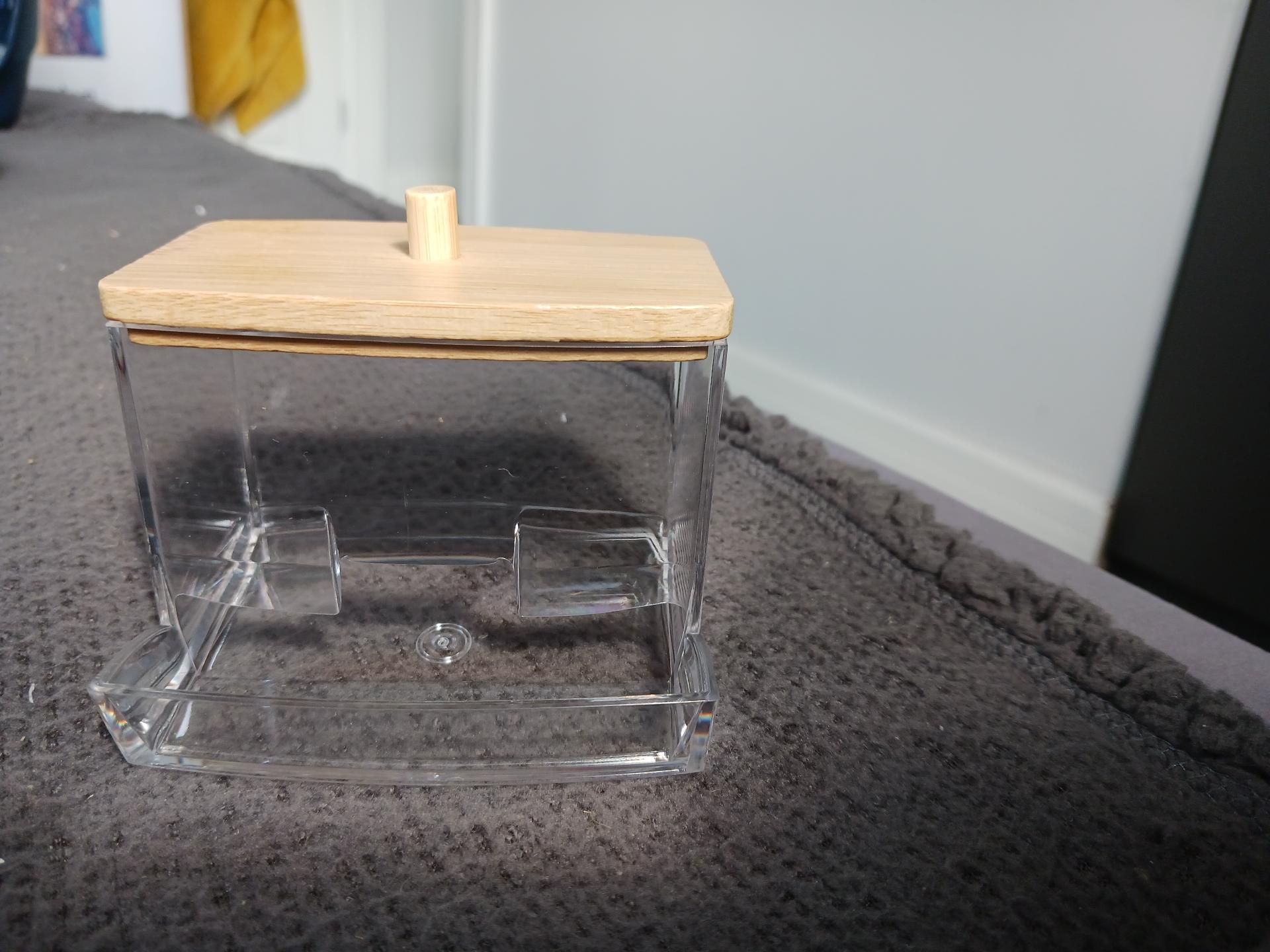 [1pc Acrylic Swab Holder] Clear Acrylic Swab Holder with Wooden Lid - 7oz Sleek, Polished Bathroom Container for Swabs & Pads | Lightweight & Easy to Install | 1pc Bathroom Accessories photo review
