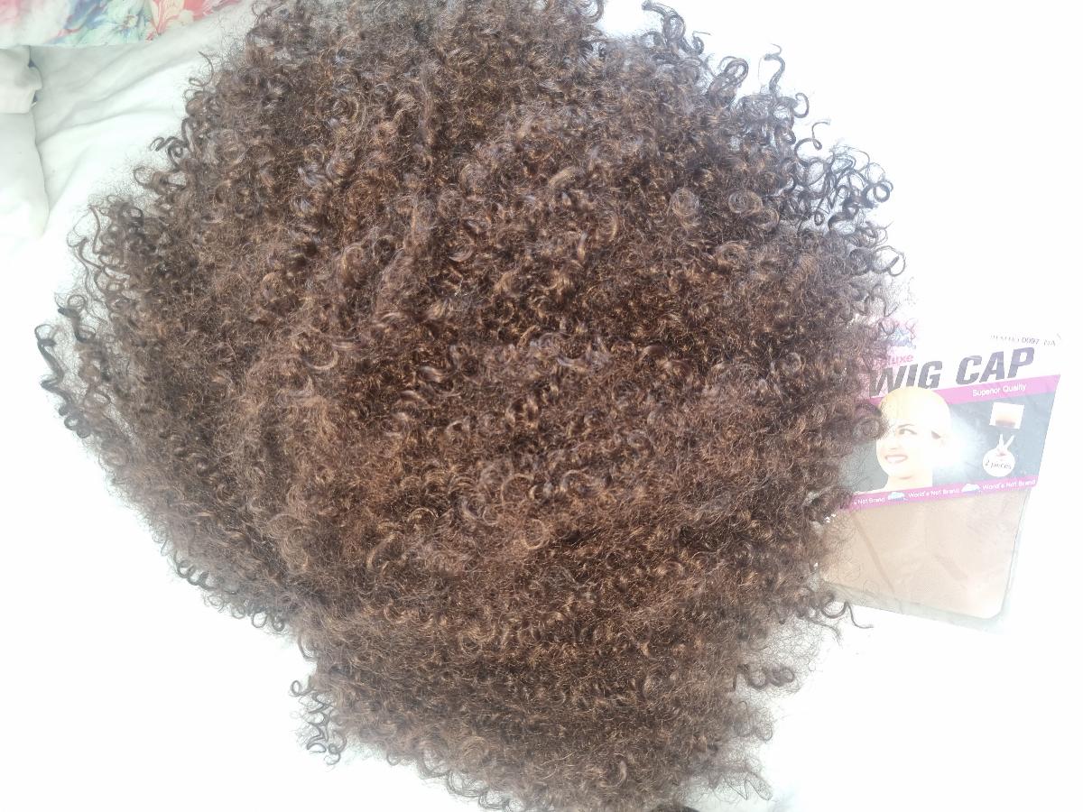 40.64 cm Afro Curly/Kinky Synthetic Wig with Bangs - Natural Look Wig for Women & Men, Easy to Style with Heat Tools, Perfect for Cosplay, Everyday & Special Events - Voluminous Curly Hairstyle, Short Hair Wig, Event Hairpiece, Secure Fit Cap, Cosplay Enthusiasts, Quick Hairstyle Change, Fashion Lovers photo review