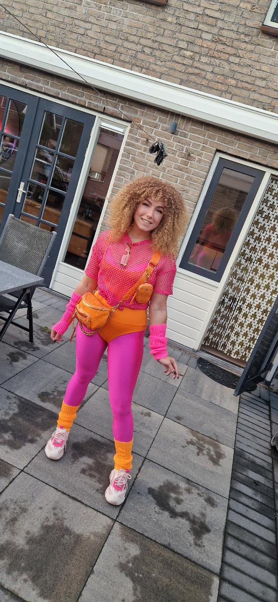 40.64 cm Afro Curly/Kinky Synthetic Wig with Bangs - Natural Look Wig for Women & Men, Easy to Style with Heat Tools, Perfect for Cosplay, Everyday & Special Events - Voluminous Curly Hairstyle, Short Hair Wig, Event Hairpiece, Secure Fit Cap, Cosplay Enthusiasts, Quick Hairstyle Change, Fashion Lovers photo review