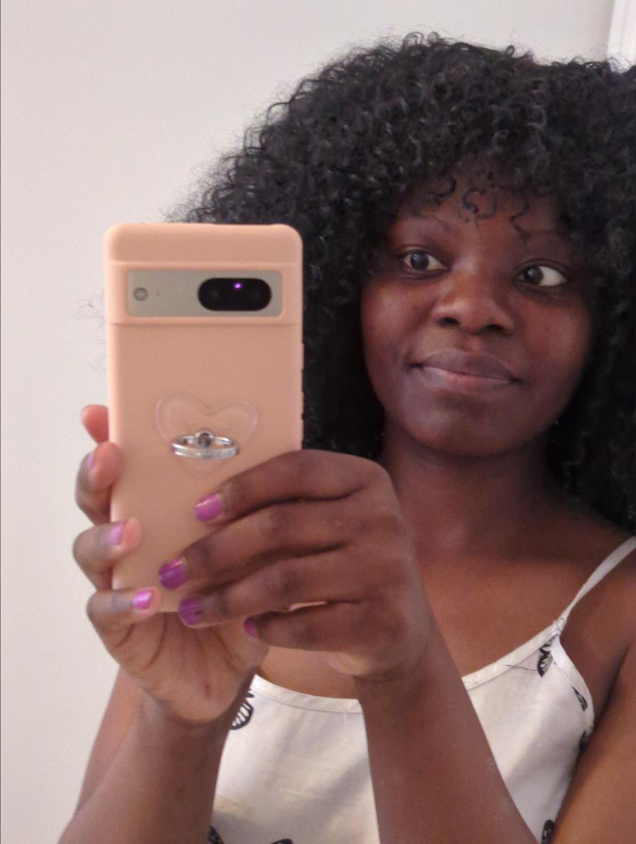 40.64 cm Afro Curly/Kinky Synthetic Wig with Bangs - Natural Look Wig for Women & Men, Easy to Style with Heat Tools, Perfect for Cosplay, Everyday & Special Events - Voluminous Curly Hairstyle, Short Hair Wig, Event Hairpiece, Secure Fit Cap, Cosplay Enthusiasts, Quick Hairstyle Change, Fashion Lovers photo review