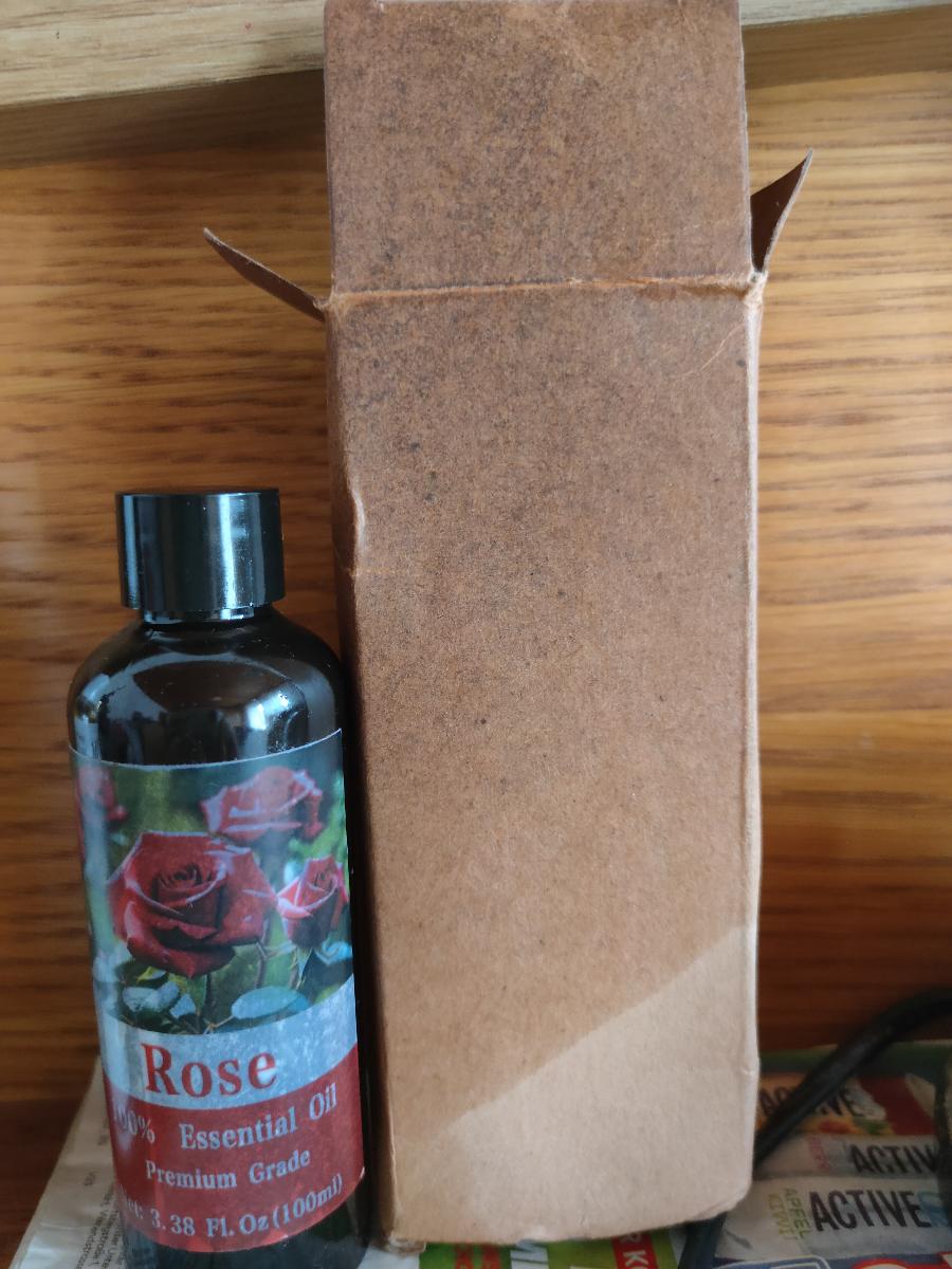100Ml/3.38 Fl.Oz Rose Essential Oil | 100% Pure & Natural, Moisturizing, Hypoallergenic, Suitable for Skin, Hair, for Nail Care, Bathing, Indoor Deodorization, Massage, Meditation Relaxation photo review