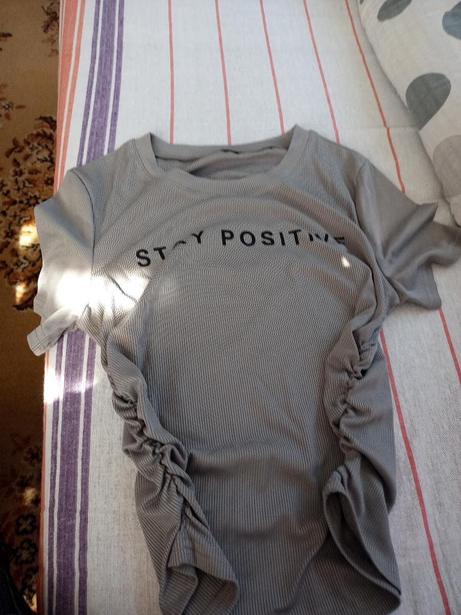 Directional Women'S Printed Round Neck Short Sleeve T-Shirt photo review