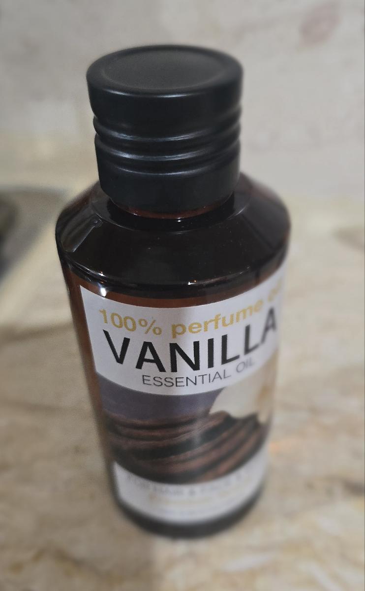 Vanilla Essential Oil, 100Ml/ 3.38 Fl.Oz, 100% Pure Care Grade for Nail, Hair And Skin Care, Massage, Moisturizing Massage Essential Oil for Men And Women, Meditation photo review