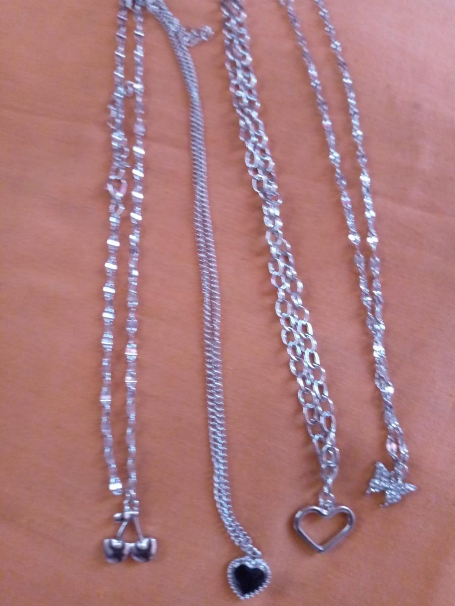 4pcs Elegant Shiny Rhinestone Butterfly Heart Pendant Necklace Set, Stylish Silvery Cherry Multi-Layer Layered Necklaces for Women, Trendy Daily Party Accessories photo review