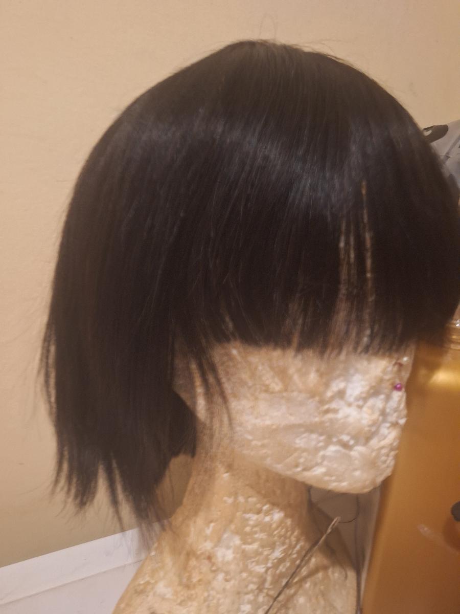 Brazilian Human Hair Short Bob Wig for Women, Featuring Bangs And Straight Style, a Glueless Full Machine-Made Wig with 150% Density photo review