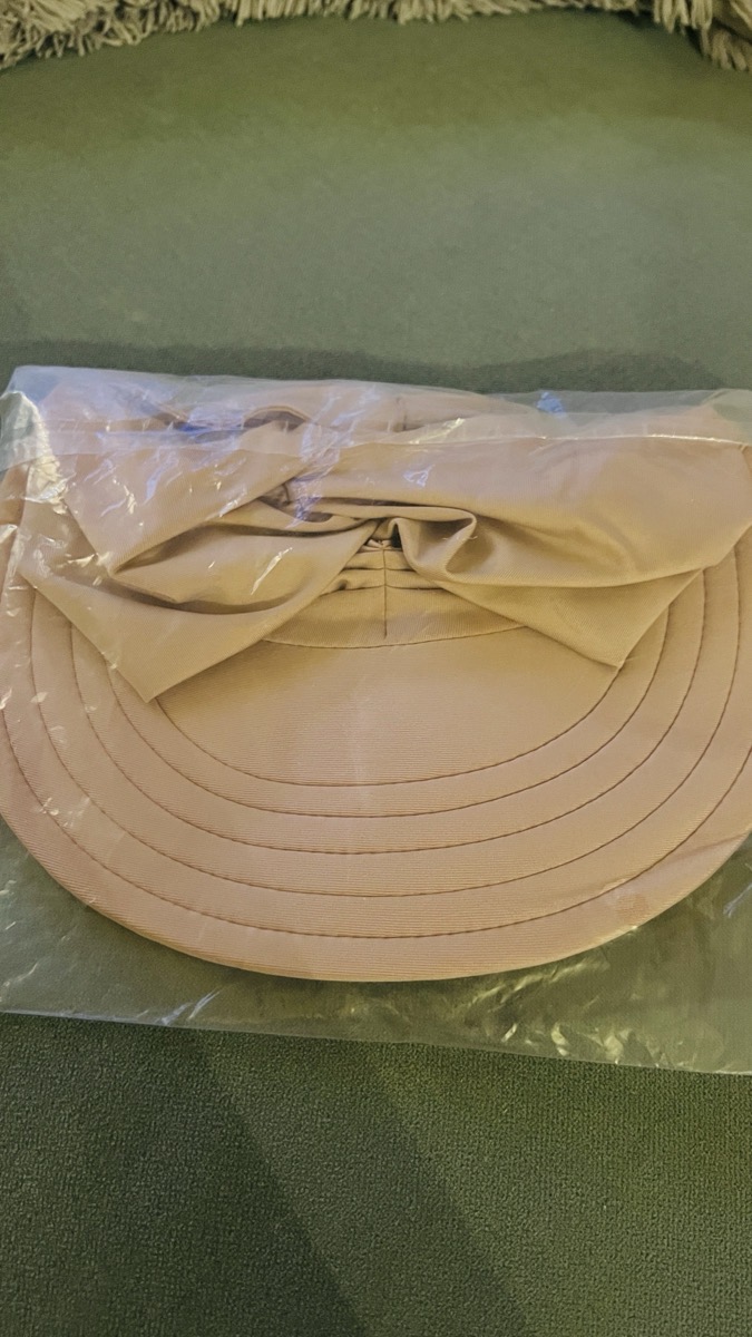 Women'S Wide Brim Sun Hat with Adjustable Drawstring Closure - Lightweight Breathable Summer Beach Hat, & Pastel Colors, for Outdoor, Travel, Travel Accessory, Stylish Headwear, Durable Construction, Outdoor Enthusiasts photo review