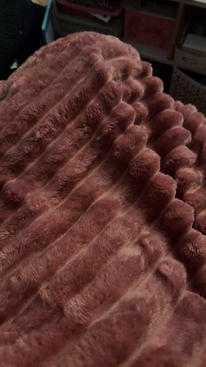 GC GAVENO CAVAILIA Luxury Ribbed Throw Blanket, Ultra-Soft and Cosy Plush Fleece, Lightweight Decorative Sofa Bed Cover, Perfect for All Seasons, Size 150x200cm, Premium Quality Polyester, Stylish Design for Home Comfort | Fast Dispatch from Local Warehouse | Trusted UK Brand photo review