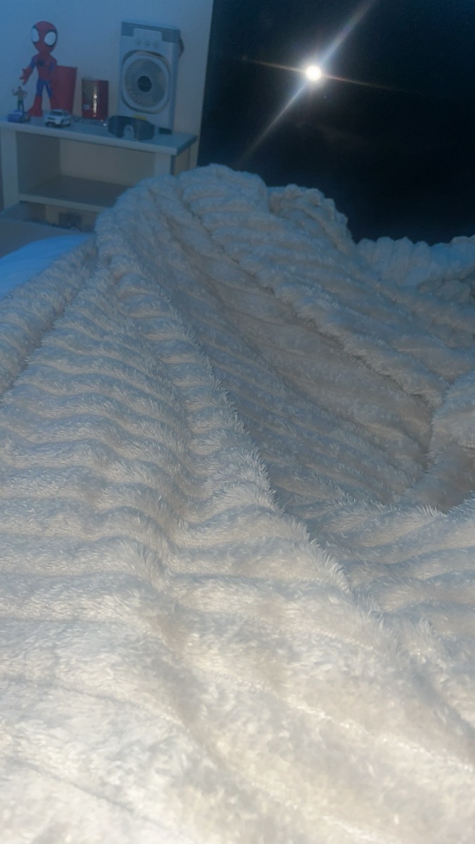 Warm and Comfortable Flannel Drawstring Blanket, Imitation Rabbit Fur Bed Blanket, Soft and Warm Sofa Blanket, Suitable for Nap, Office, Outdoor Camping, Sofa Nap Blanket, Four Seasons Multi-purpose Striped Pattern Gift Blanket 11 Festivals Available photo review