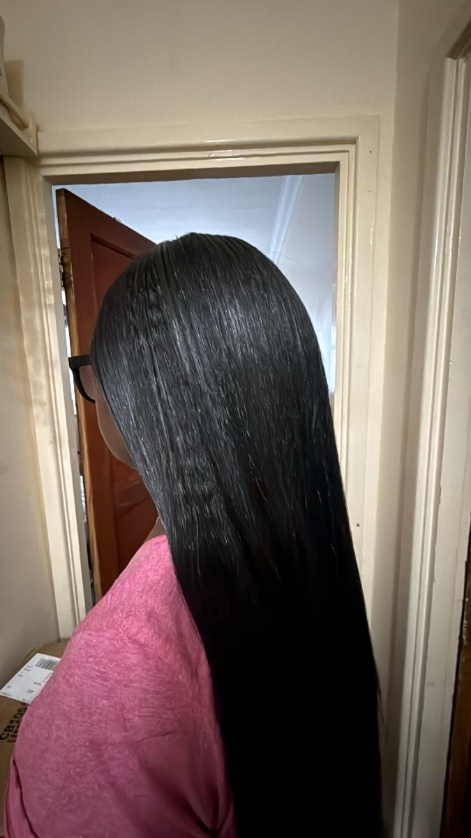 1pc Yaki Soft 180Density 76.2cm Long Black Kinky Straight 13*4*1 Lace Front Wig for Babyhair Glueless Daily Fashion Heat Resistant Preplucked photo review