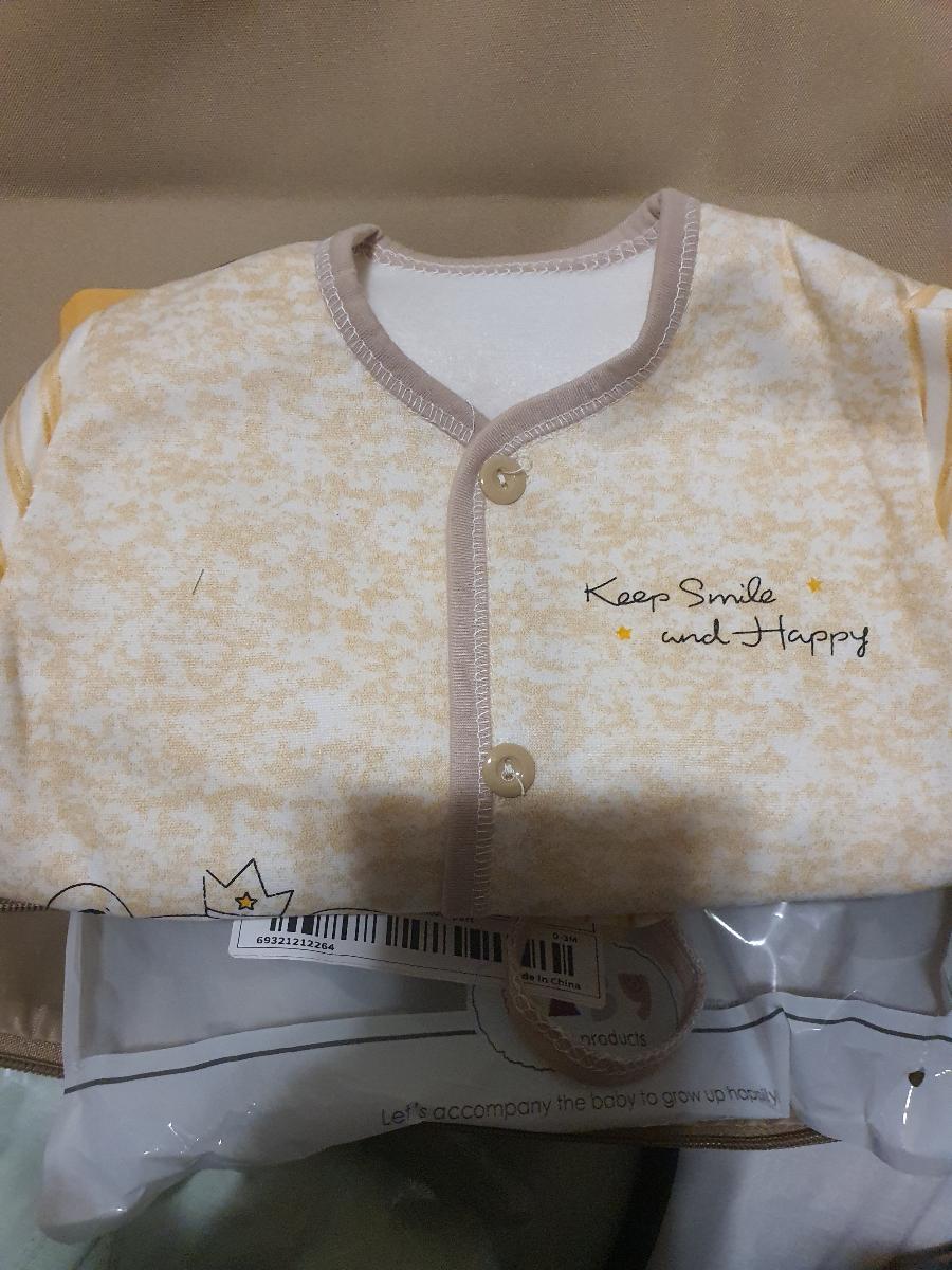 Baby Newborn Spring & Summer 5pcs Set, 0-3 Months Baby Outfit, Random Cute Cartoon Designs, Machine Washable, 1 Top, 2 Pants, Hat, Bib, Perfect for Outdoor, The Best Gift for Newborns and Pregnant Moms, Perfect for Outdoor photo review