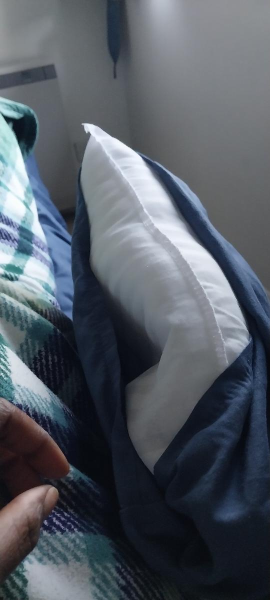 Stripe Pillows Hotel Quality 2 Pack Bed Pillows | Extra Filled for Plush Comfort with Quick Rebound Bounce Back Support | Long-Lasting Shape Retention | LOCAL WAREHOUSE | UK BRAND photo review