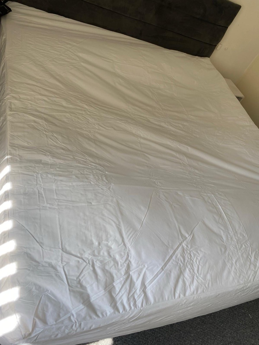 Zipper Waterproof Mattress Protector Encasement Cover Fully Protection Six Sides of Your Valuable Mattress photo review