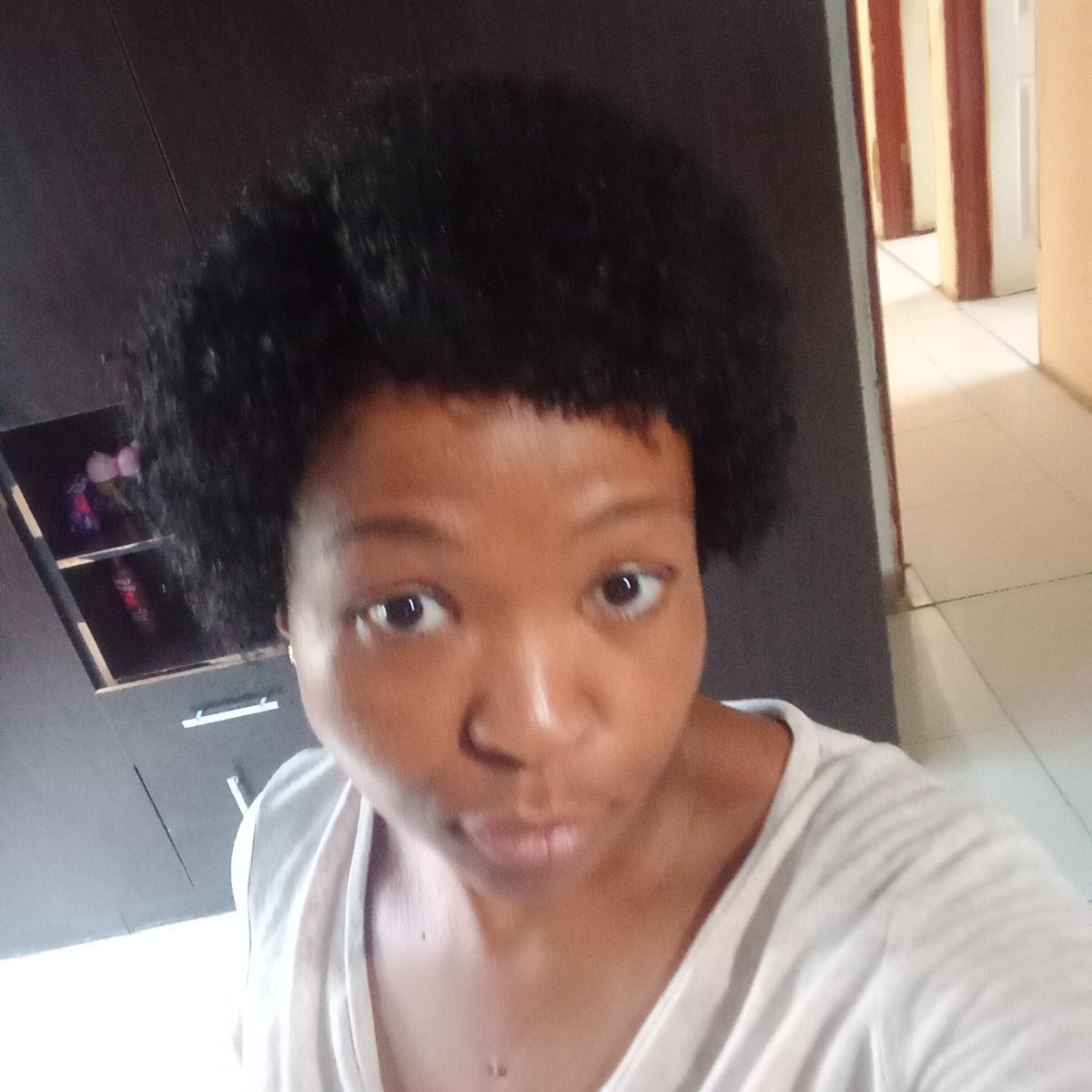 180% Pixie Cut Short Afro Curly Bob Human Hair Wigs 15.24 cm/105G with Bangs for Women Brazilian Virgin Remy Hair Natural Black Color Kinky Curly Wigs No Lace Front Natural Brazilian Real Hair photo review