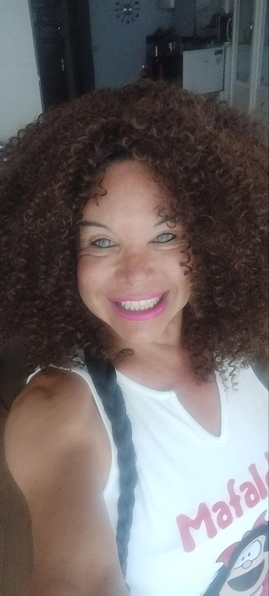 40.64 cm Afro Curly/Kinky Synthetic Wig with Bangs - Natural Look Wig for Women & Men, Easy to Style with Heat Tools, Perfect for Cosplay, Everyday & Special Events - Voluminous Curly Hairstyle, Short Hair Wig, Event Hairpiece, Secure Fit Cap, Cosplay Enthusiasts, Quick Hairstyle Change, Fashion Lovers photo review