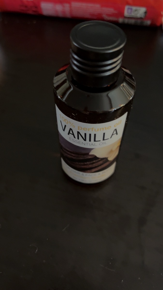 Vanilla Essential Oil, 100Ml/ 3.38 Fl.Oz, 100% Pure Care Grade for Nail, Hair And Skin Care, Massage, Moisturizing Massage Essential Oil for Men And Women, Meditation photo review