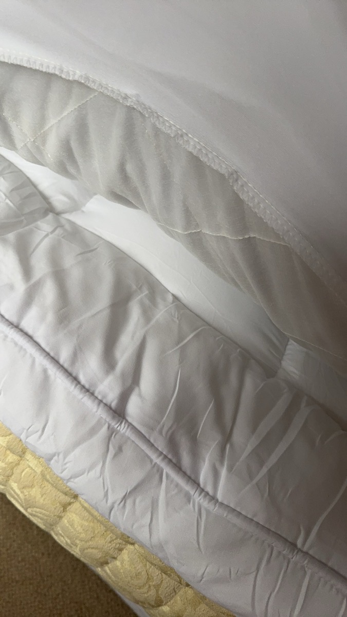 Microfiber Mattress Topper 4 Inch/10cm Heavy Fill Super Soft and Fluffy Single Double King Box Stitched Mattress Topper Extra Thick photo review