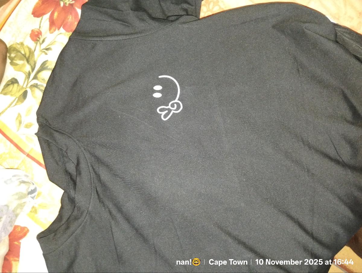 Women's Y2K Geometric Pattern Short Sleeved T-shirt photo review