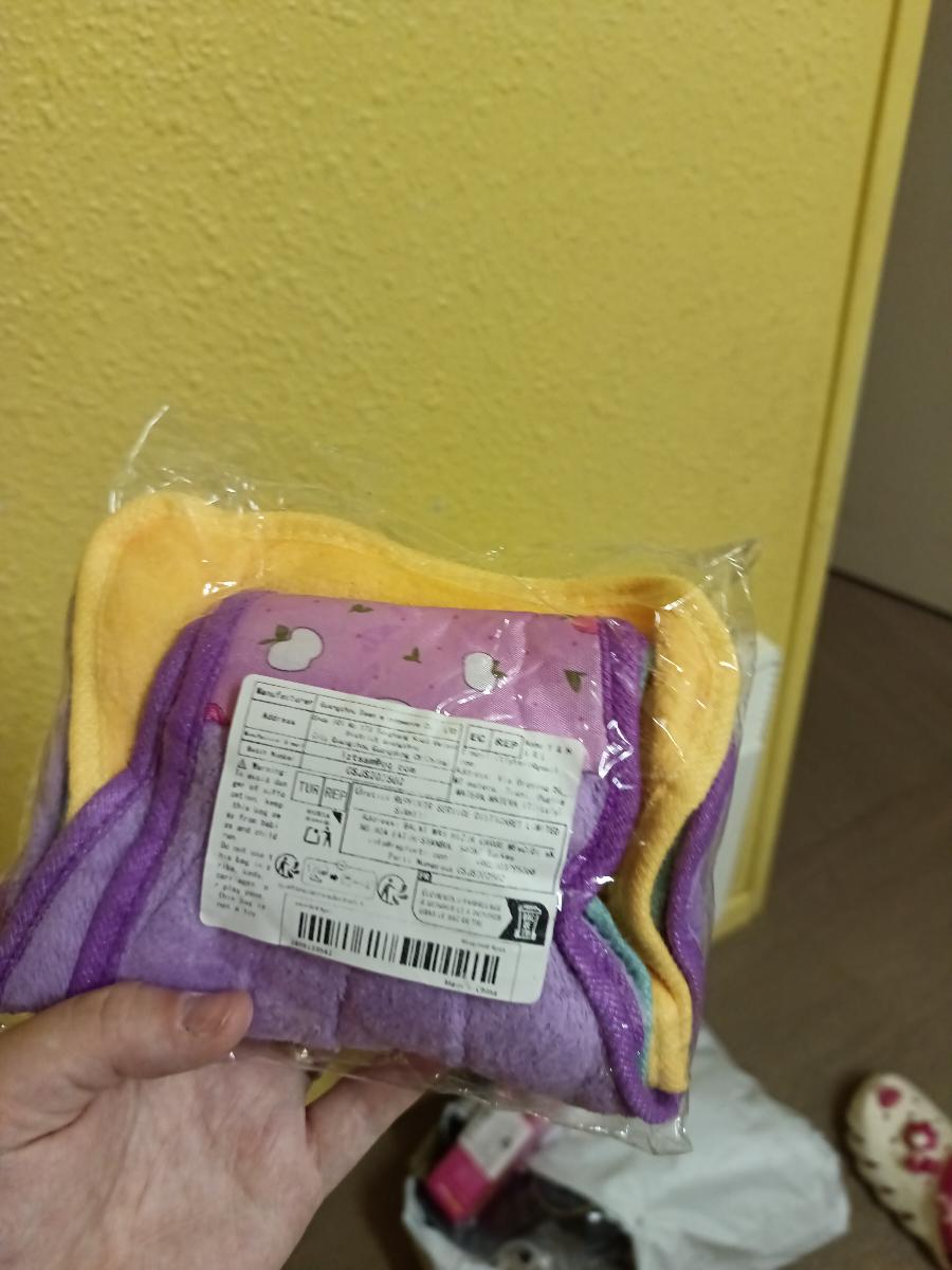 4pcs Ultra Soft Microfiber Kitchen Towel - Extra Large, Water-Absorbing, Hairless, with Cute Cartoon Patterns - Perfect for Cooking, Cleaning, and Home Decor photo review