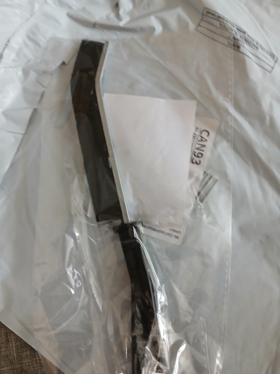 Shower Cleaning Brush for Bathrooms - a Long-Handled Scrubbing Brush Suitable for Use in Bathrooms, Kitchens, Toilets, And Outdoors, Featuring Stiff Bristles for Effective Cleaning, a Non-Electric Manual Cleaning Tool. photo review