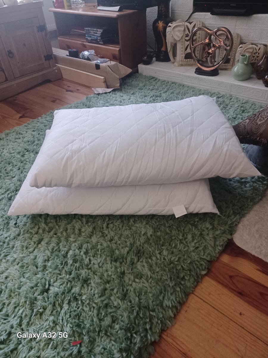 Quilted Pillows Pack of 2 Hotel Quality Bounce Back Deep Filled Soft and Breathable Pillows 29 x 19'' photo review