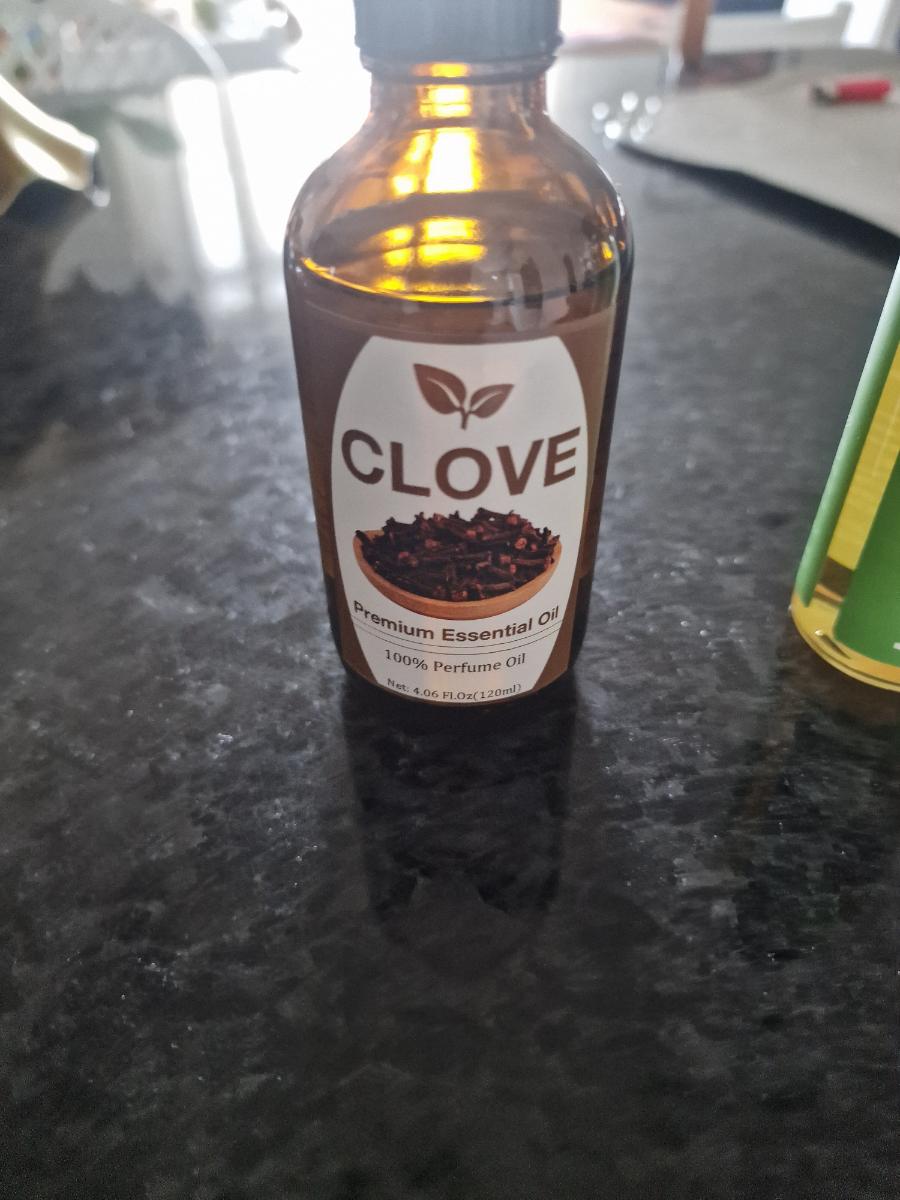 Clove Essential Oil for Hair, Nails And Skin, Refreshing Texture, Suitable for All Skin Tone Types, Massage, Bath, Face And Eyelashes Use for All Day Multi-Purpose Use, Yoga, Crafts, Meditation, Cleansing And Bathing - Holiday, Birthday Gift photo review