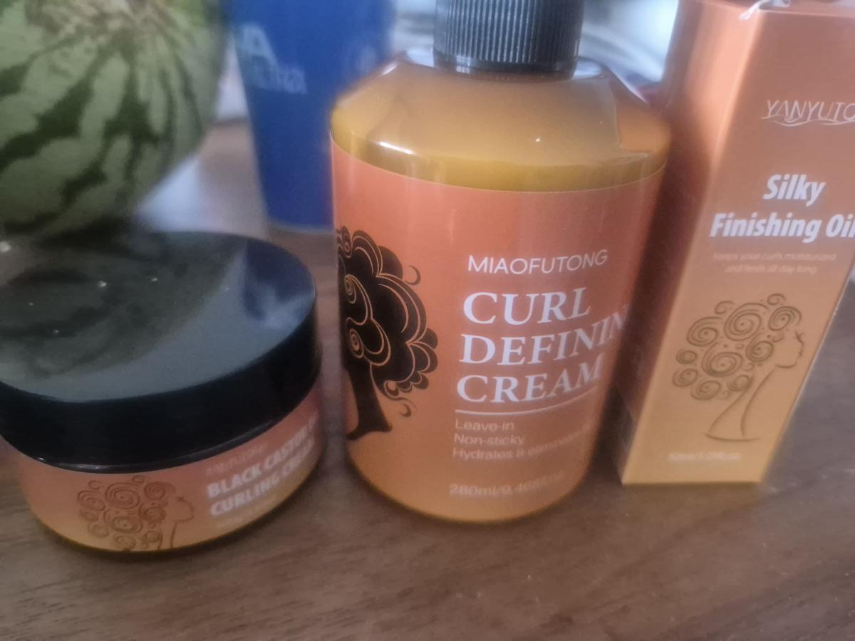 3pcs Curl Defining Cream Set, 280Ml Curl Defining Cream And 100G Curl Cream And 30Ml Hair Oil, Containing Argan Oil, Long-Lasting Anti-Frizz, Elastic And Fluffy, Moisturizing Styling Fixation, Suitable for Wavy And Curly Hair, Unisex photo review