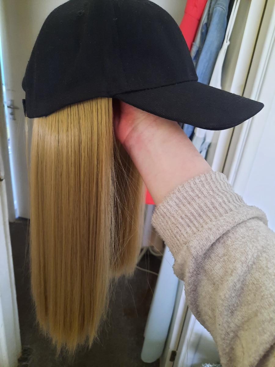Synthetic Hat Wig with Long Straight Black Hair Baseball Cap Hair Extension Stylish Convenient All-In-One Design for Women photo review