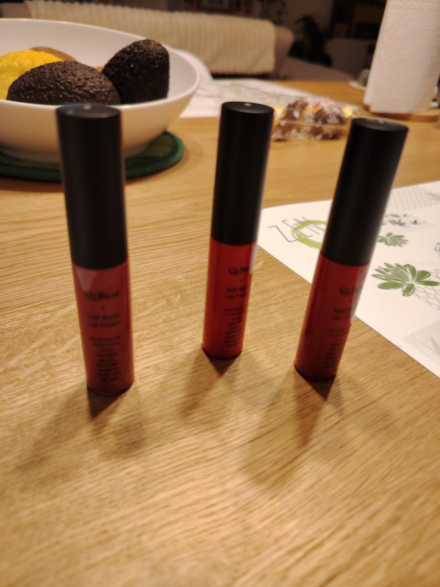 Waterproof Matte Nude Liquid Lipstick Dark Red Black Long-Lasting Liquid Lipstick Women Makeup Lipgloss Lip Tint photo review