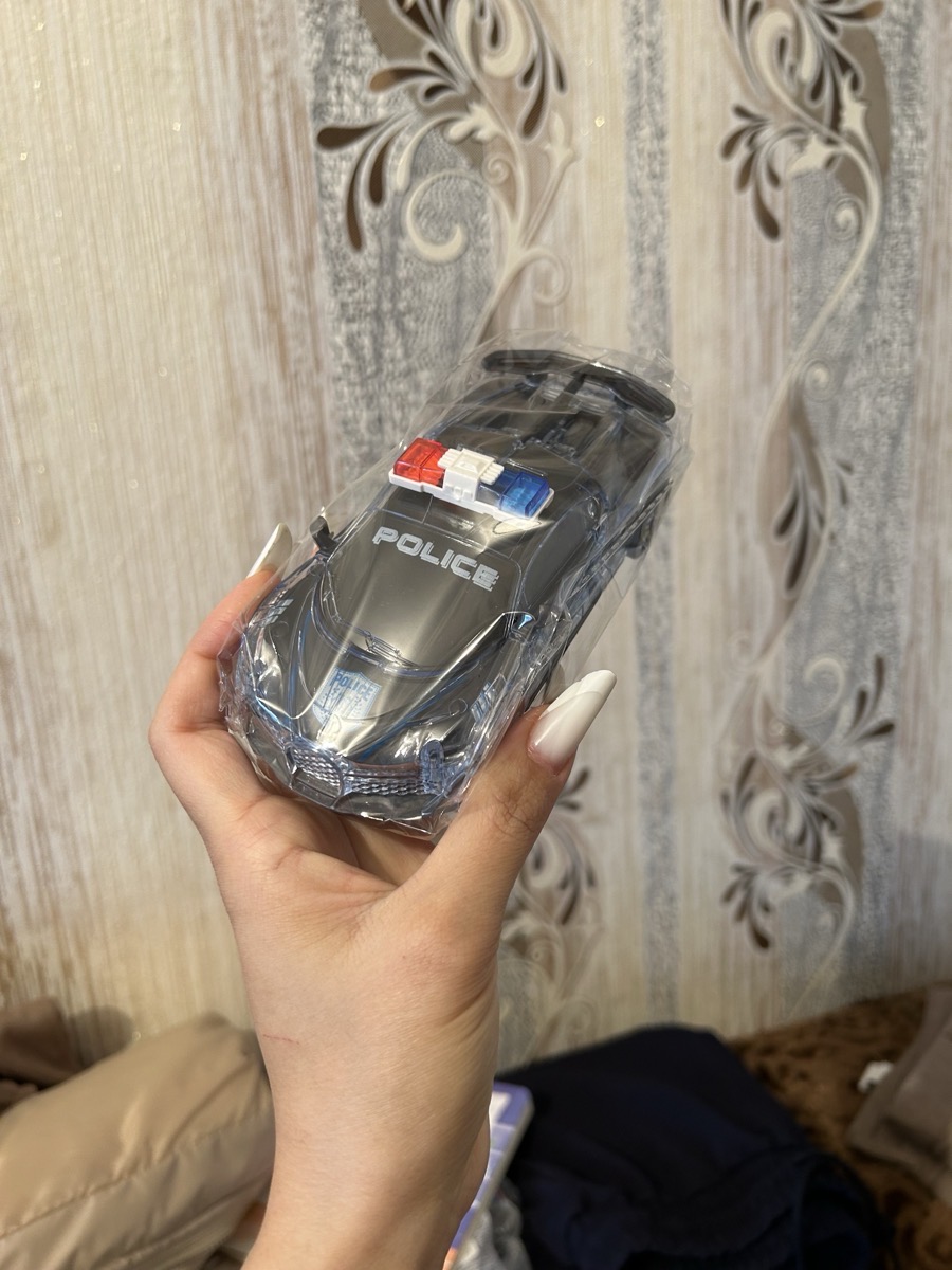 Colorful Glitter Toy Car with Lights, Music Police Vehicle Transparent Shell Toy Car, Omni-Wheel Children's Toys Novel Glow-in-the-Dark Gift Super Cool Birthday Present for Boys and Girls Ages 3-6 photo review