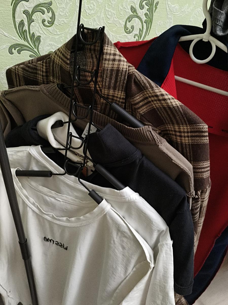 5-Pack Heavy-Duty Space-Saving Hangers — customer photo