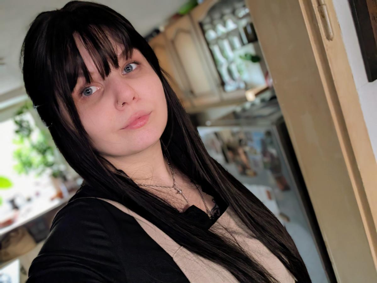 Long Straight Black Wig with Bangs High Layered 150% Density Black Wigs for Women Daily Party Use Synthetic Fiber Wig Heat Resistant 86.36 cm photo review