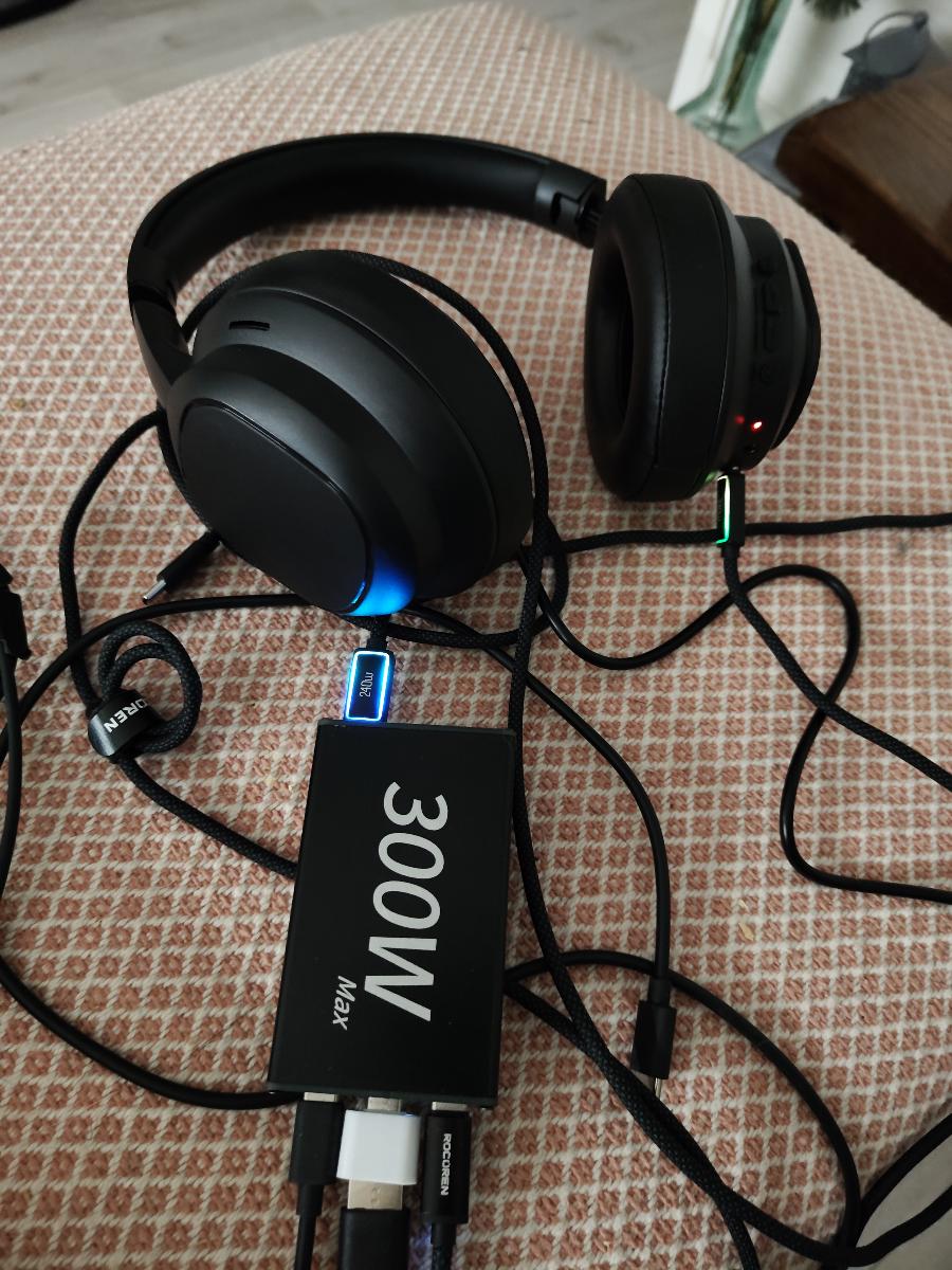 HYUNDAI HY - X1 PRO AI Translation LCD Touch Global Business Travelers International Meetings 2026 Trendy Headphones photo review