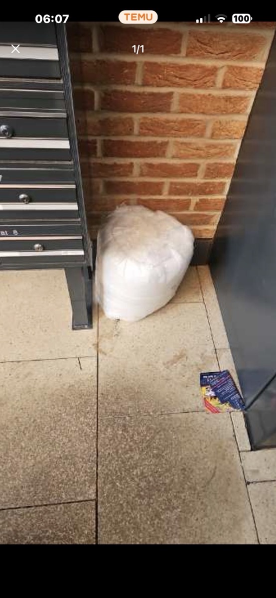 Divine Textiles Lightweight Air Cloud Quilt 4.5 10.5 13.5 15 TOG Duvet – Breathable All-Season Duvet with Soft Hollowfibre Filling | Single, Double, King, Super King | White photo review