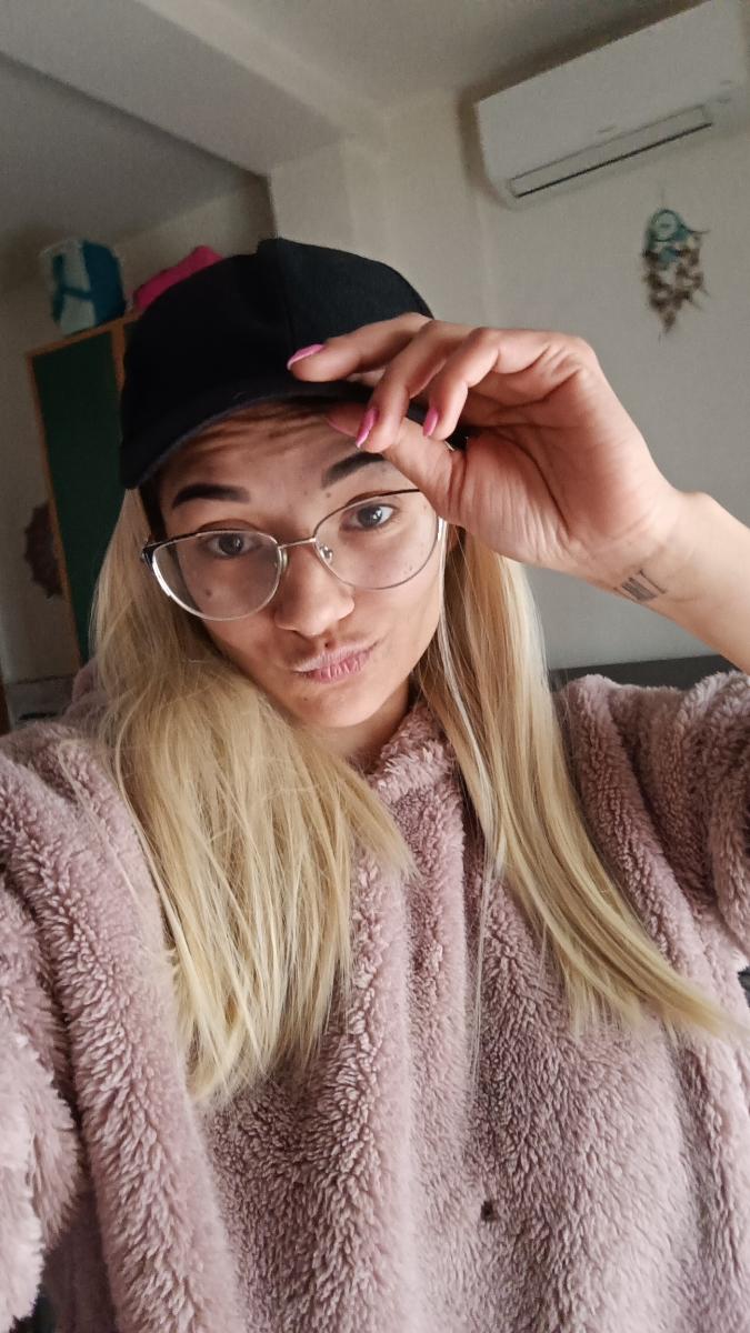 Synthetic Hat Wig with Long Straight Black Hair Baseball Cap Hair Extension Stylish Convenient All-In-One Design for Women photo review