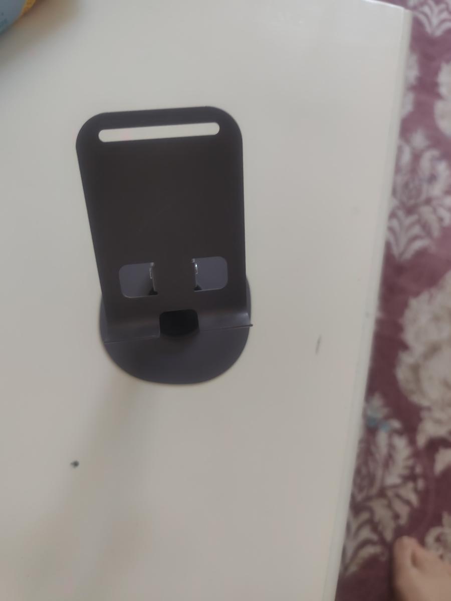 Support Téléphone Portable, Support de Bureau Rotatif à 360°, avec Hauteur Réglable en Deux Niveaux et un Design Pliable, Adapté à une Utilisation au Bureau et au Chevet, Très Compatible photo review