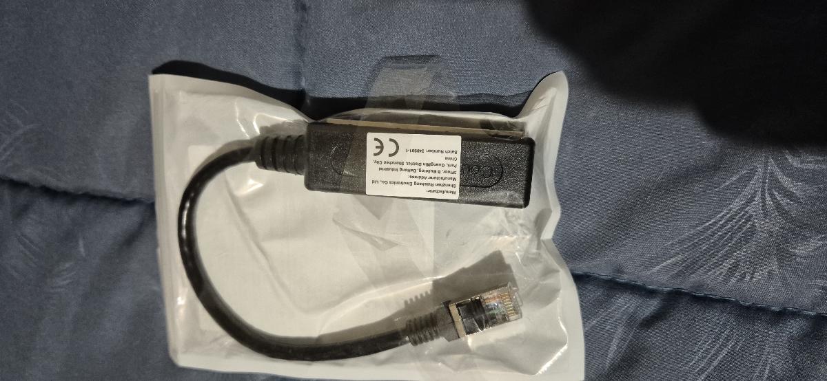 RJ45 Répartiteur 1 vers 4, Adaptateur répartiteur de câble réseau Ethernet pour extension de réseau Internet à domicile ou au bureau photo review