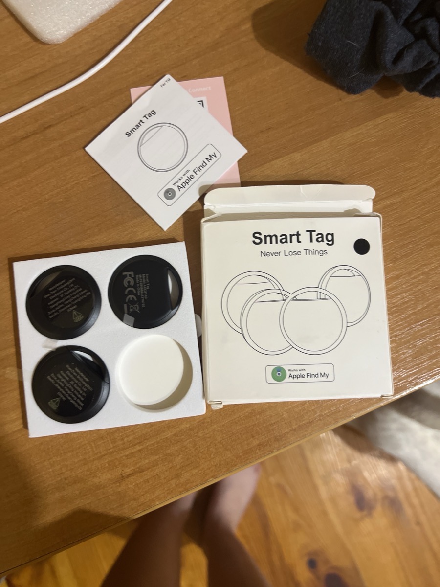 Огляд смарт-тегів для Apple Find My з Temu: 4 трекери за ціну одного AirTag — фото покупця