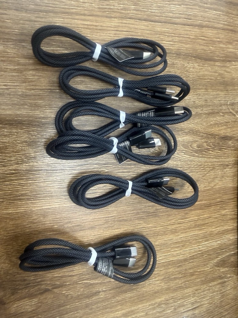 Огляд набору кабелів USB-C з Temu: 6 штук, але не 240 Вт — фото покупця