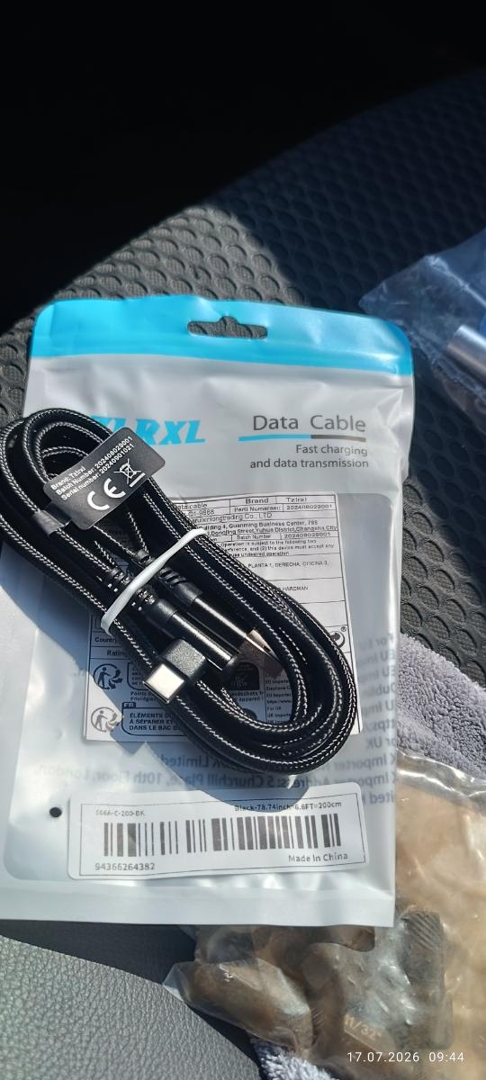 Огляд кутового кабелю USB-C в оплітці з Temu: зручно грати й лежати з телефоном, швидкість — як пощастить — фото покупця