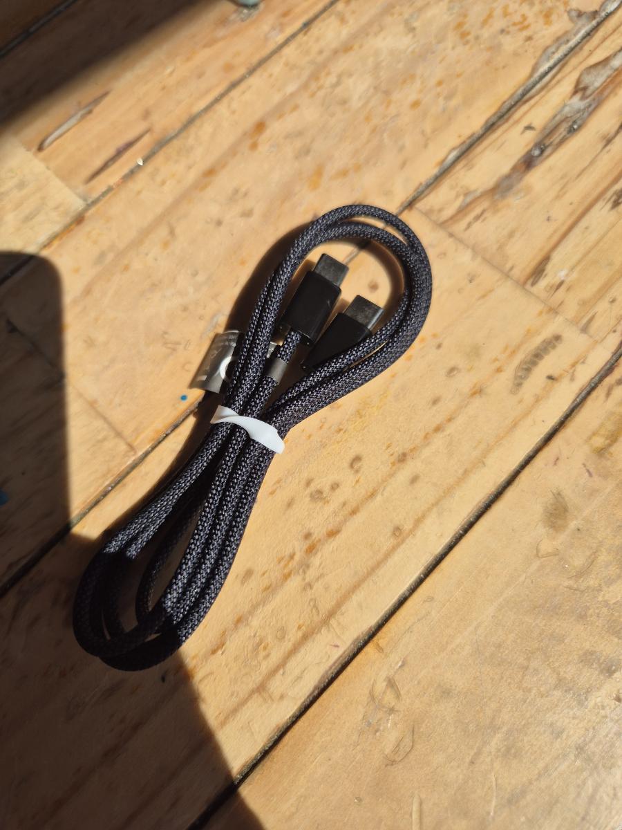 Огляд набору кабелів USB-C з Temu: 6 штук, але не 240 Вт — фото покупця