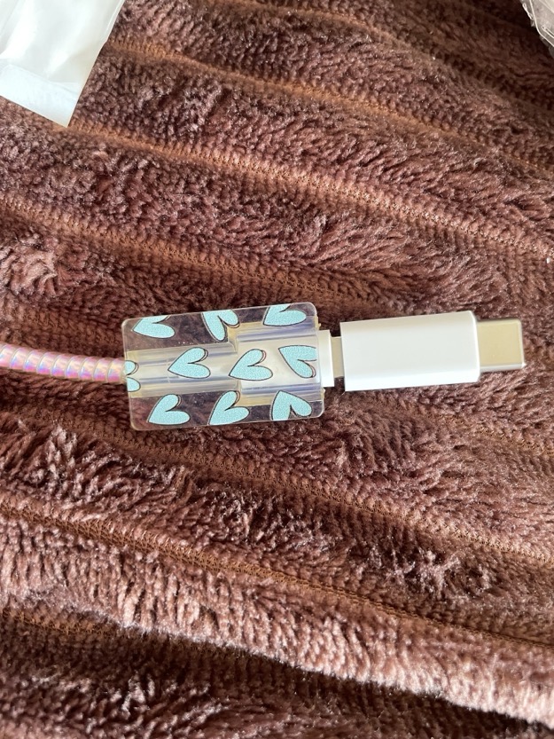Огляд адаптера Lightning – USB-C з Temu: старий кабель для нового iPhone — але лише для зарядки — фото покупця