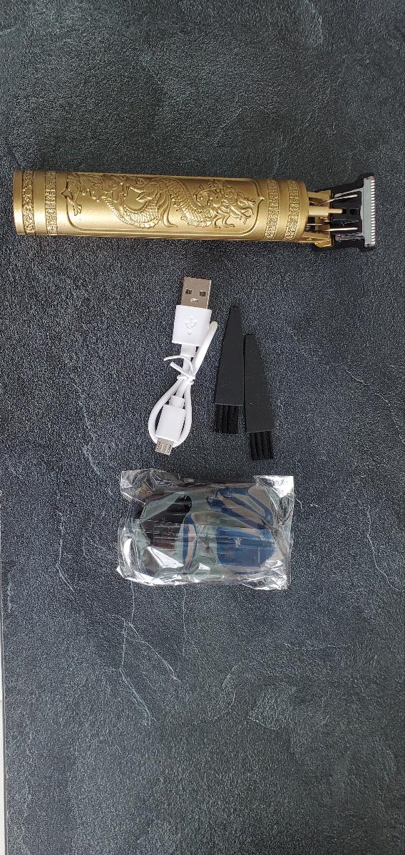 Tondeuse professionnelle pour barbe et cheveux pour hommes - Batterie lithium rechargeable USB - 4 accessoires - Design ergonomique avec peigne réglable - Idéal pour toilettage et coiffure - Tondeuse pour hommes photo review