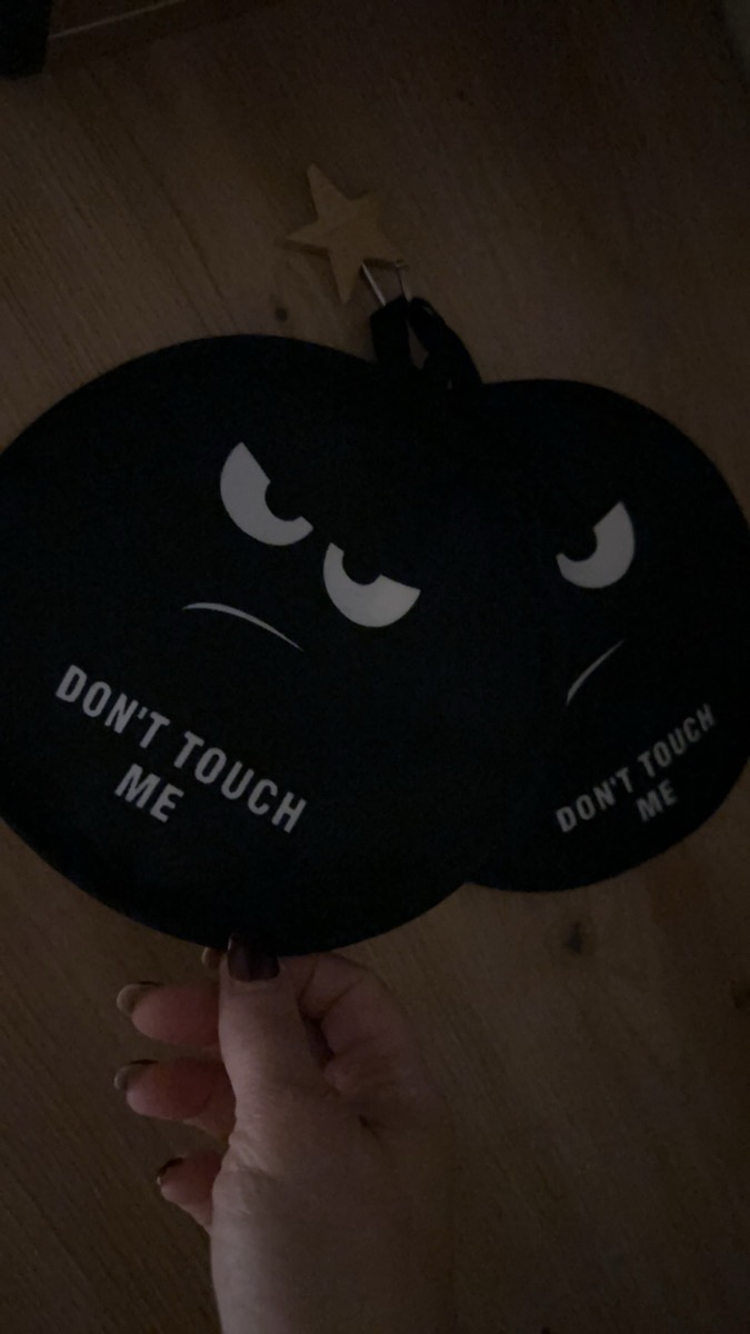 2pcs 20.32*20.32 cm Heat Resistant Potholders Black and White Funny Letters Cooking Accessories Household Microwave Insulation Pads Suitable for Pots/Bowls/Spoon/Cup and Baking Trays Kitchen Decoration FE photo review